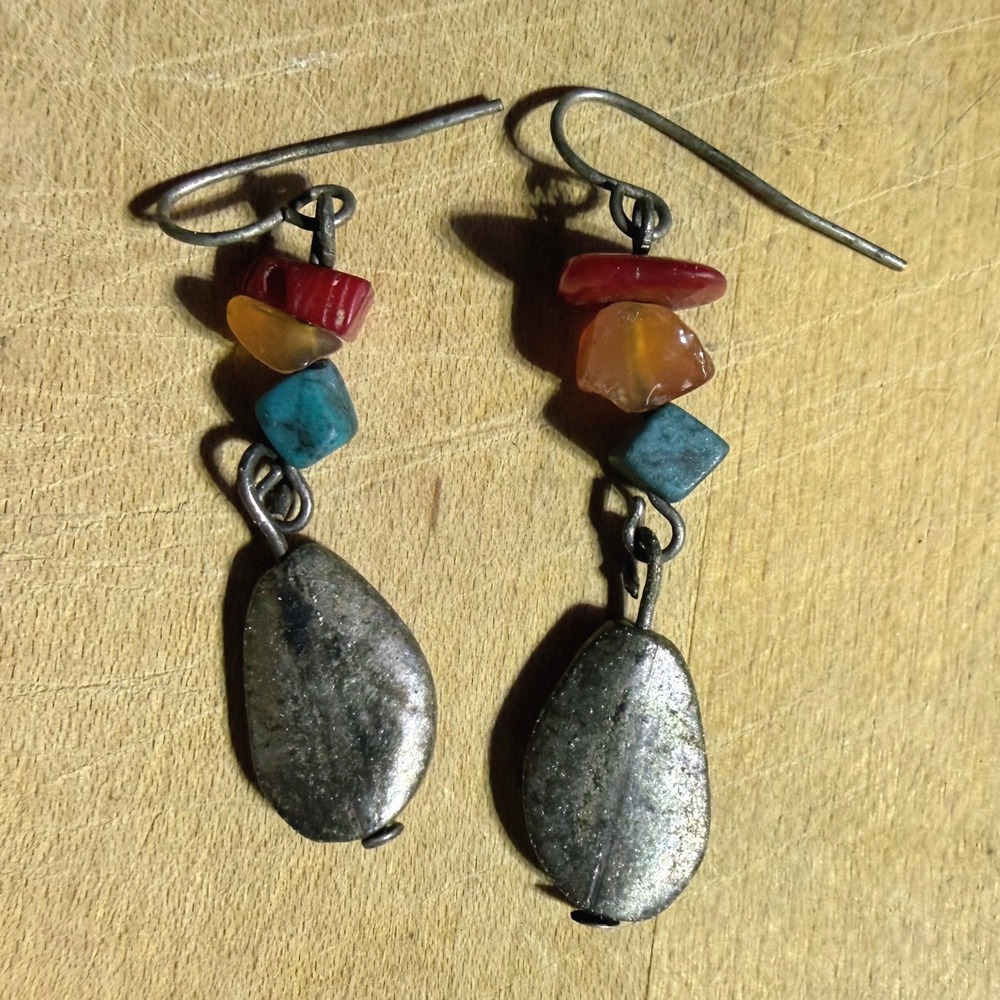 VTG Carnelian Turquoise Coral Dangle Earrings Artisan Silver Tone Drop‎ Beaded